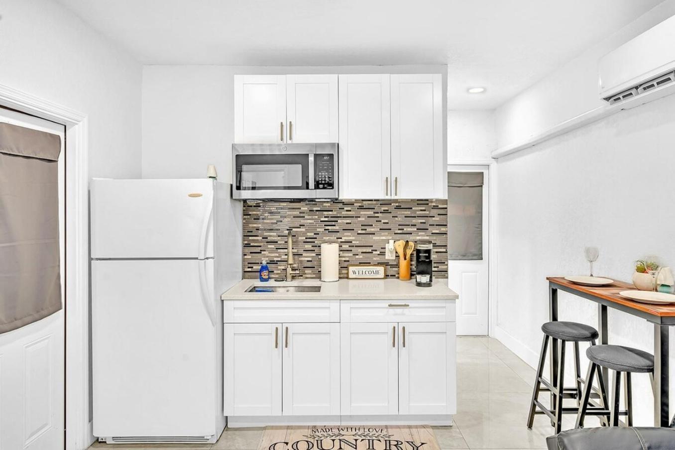 Boutique One Bdrm Close To Aventura Mall & Beach Hallandale Beach Exterior foto